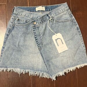 Crisscross denim skirt